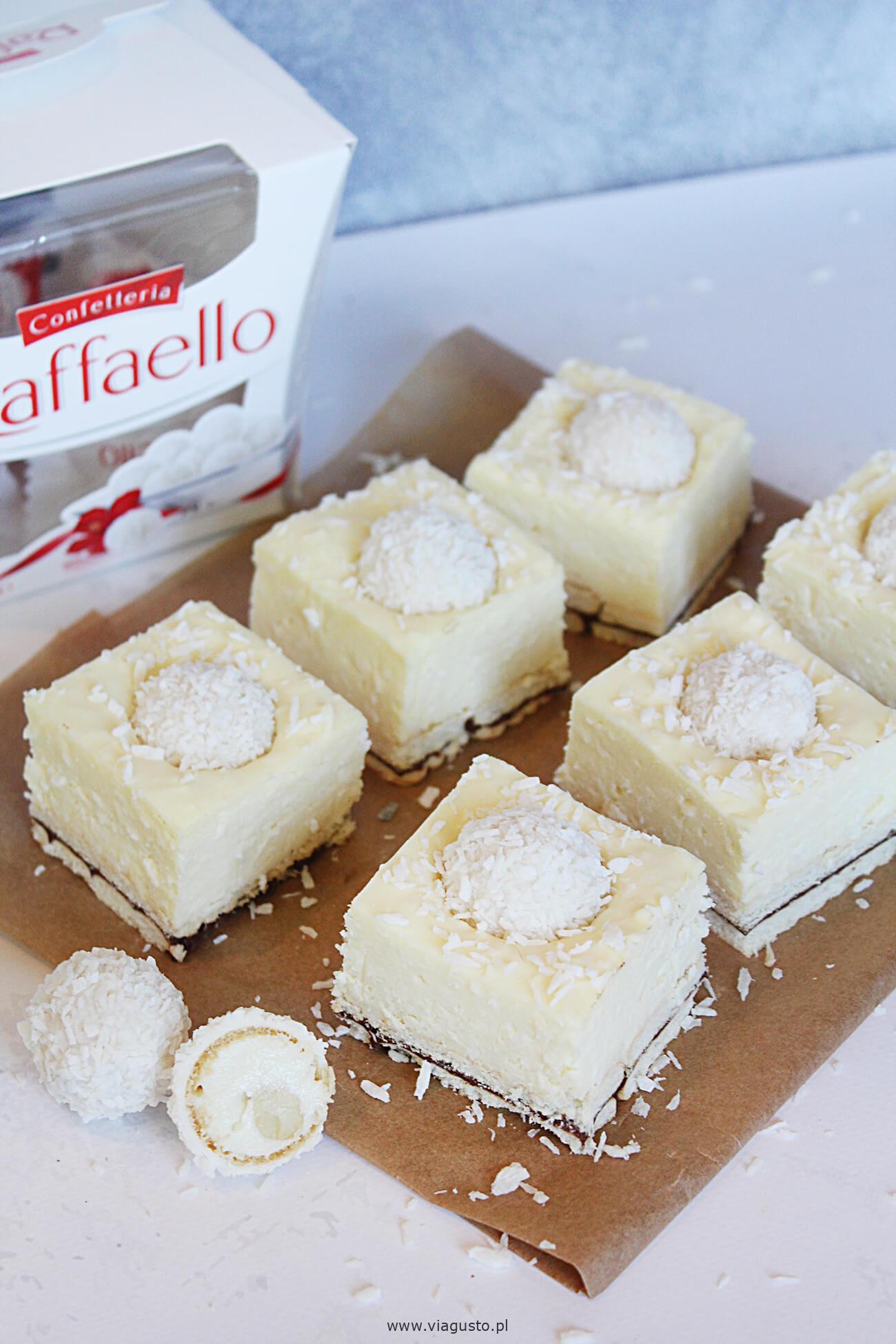 Ciasto Raffaello – szybkie ciasto z mlekiem w proszku
