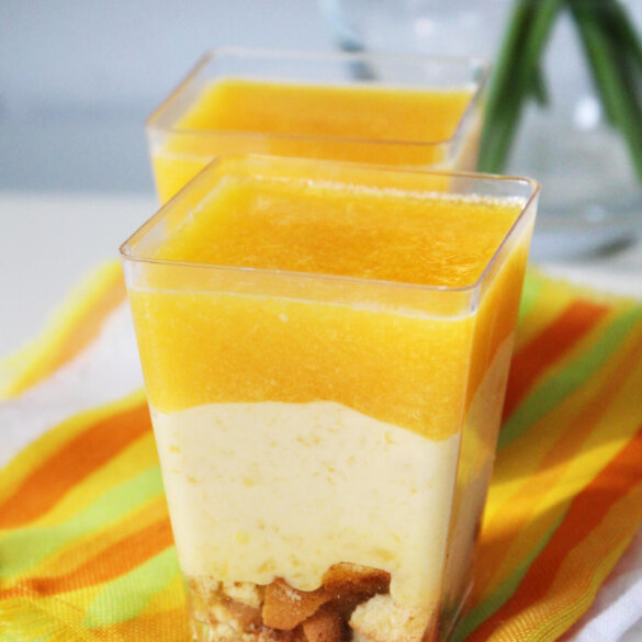 Deserki z mango z galaretką